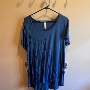 Nautical blue XL Lularoe tee.  Very stretchy and soft. Hi/low hem.